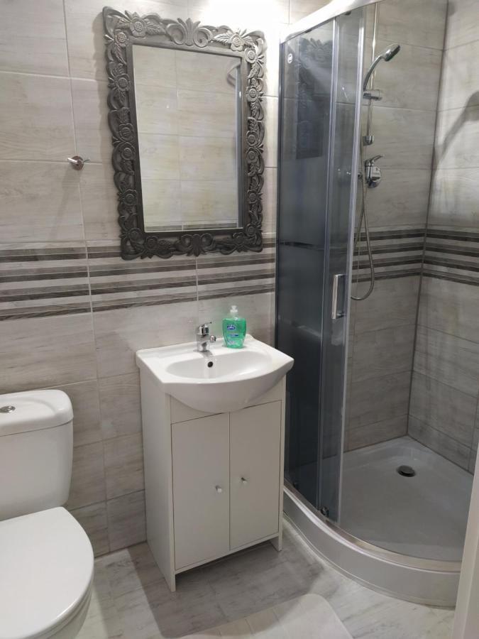 Hotel Koruna Penzion แตปลิตเซอ นัด มาตูอี ภายนอก รูปภาพ
